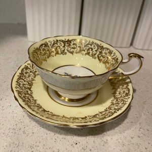 Vintage Paragon Fine Bone China England Yellow & Gold Tea Cup and Saucer 5.5”